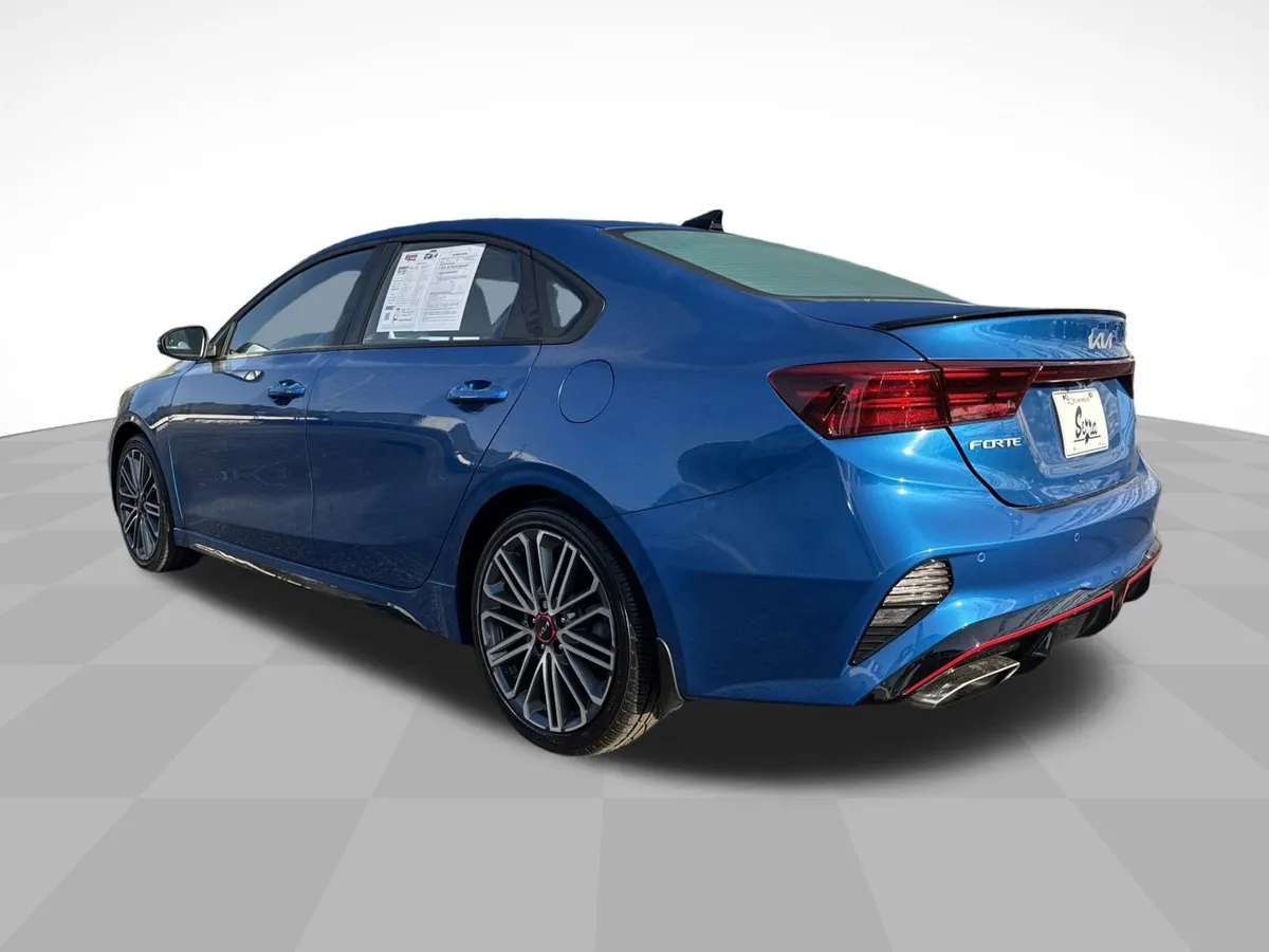 2022 Kia Forte GT Manual thumbnail 10