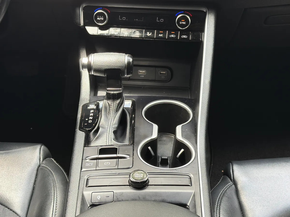 2022 Kia K5 GT-Line thumbnail 6