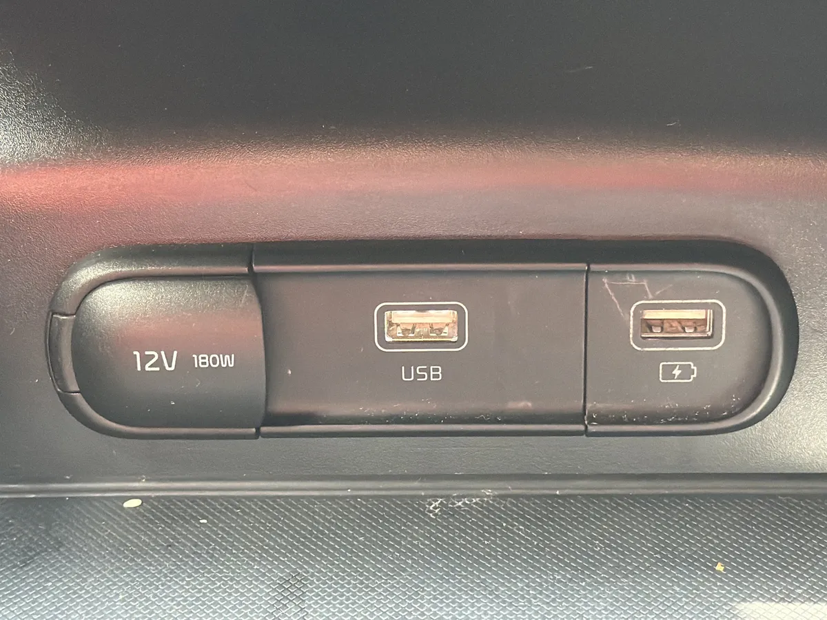 2022 Kia K5 GT-Line thumbnail 8
