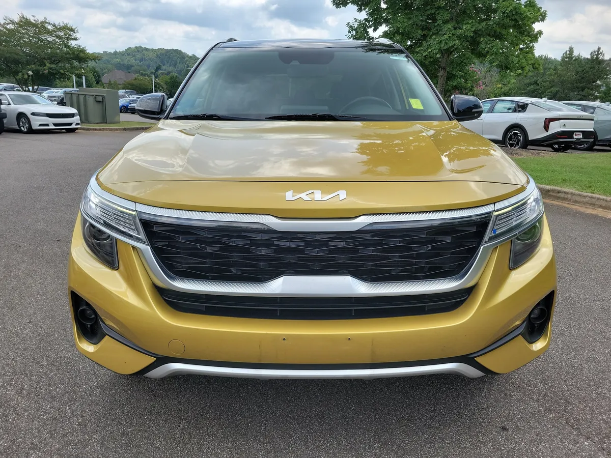 2022 Kia Seltos S thumbnail 8