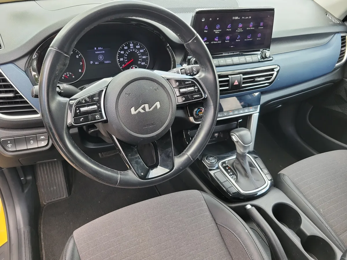 2022 Kia Seltos S thumbnail 9