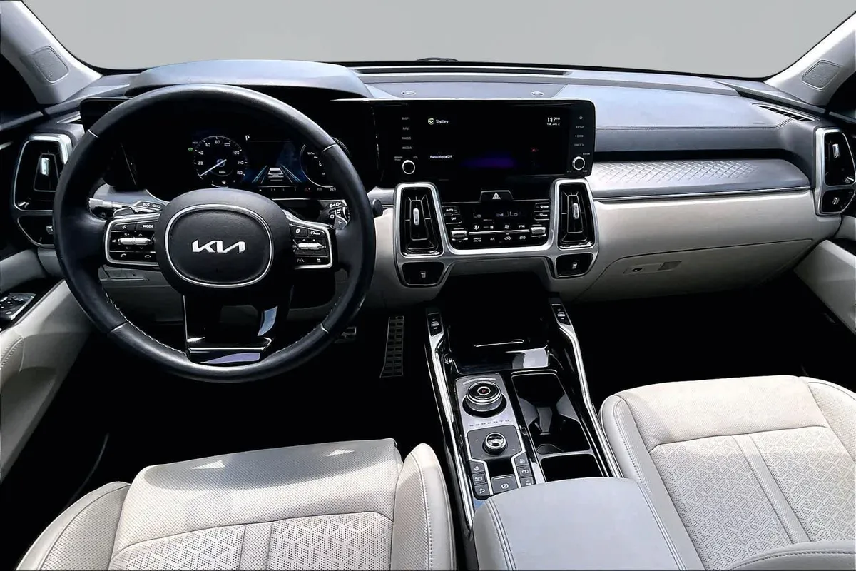 2022 Kia Sorento Plug-In Hybrid SX Prestige thumbnail 16