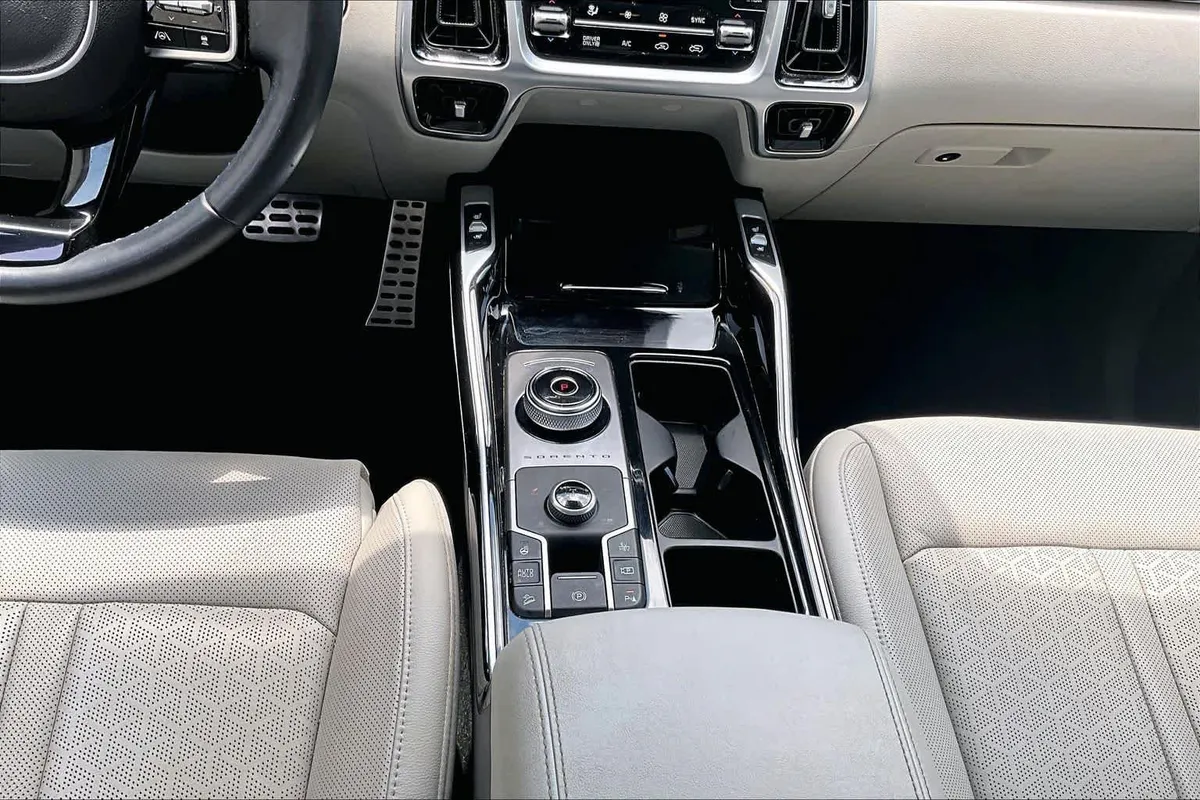 2022 Kia Sorento Plug-In Hybrid SX Prestige thumbnail 17