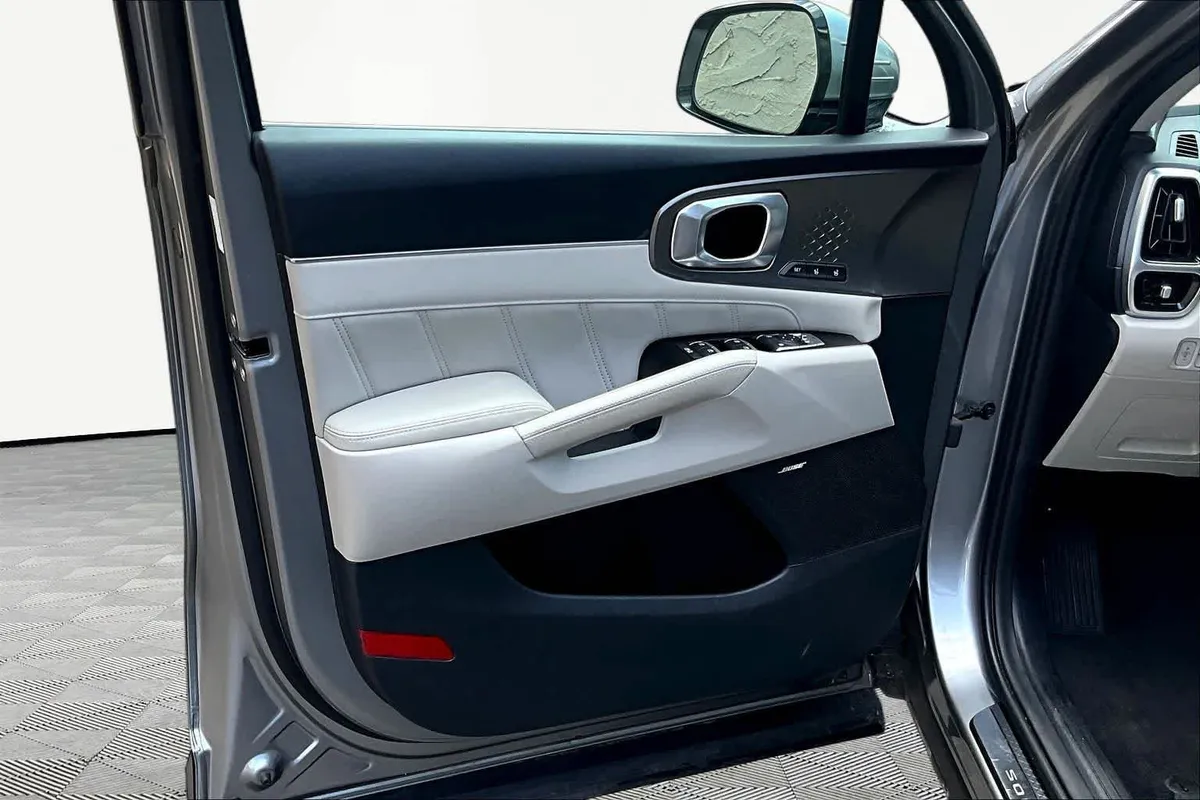 2022 Kia Sorento Plug-In Hybrid SX Prestige thumbnail 22