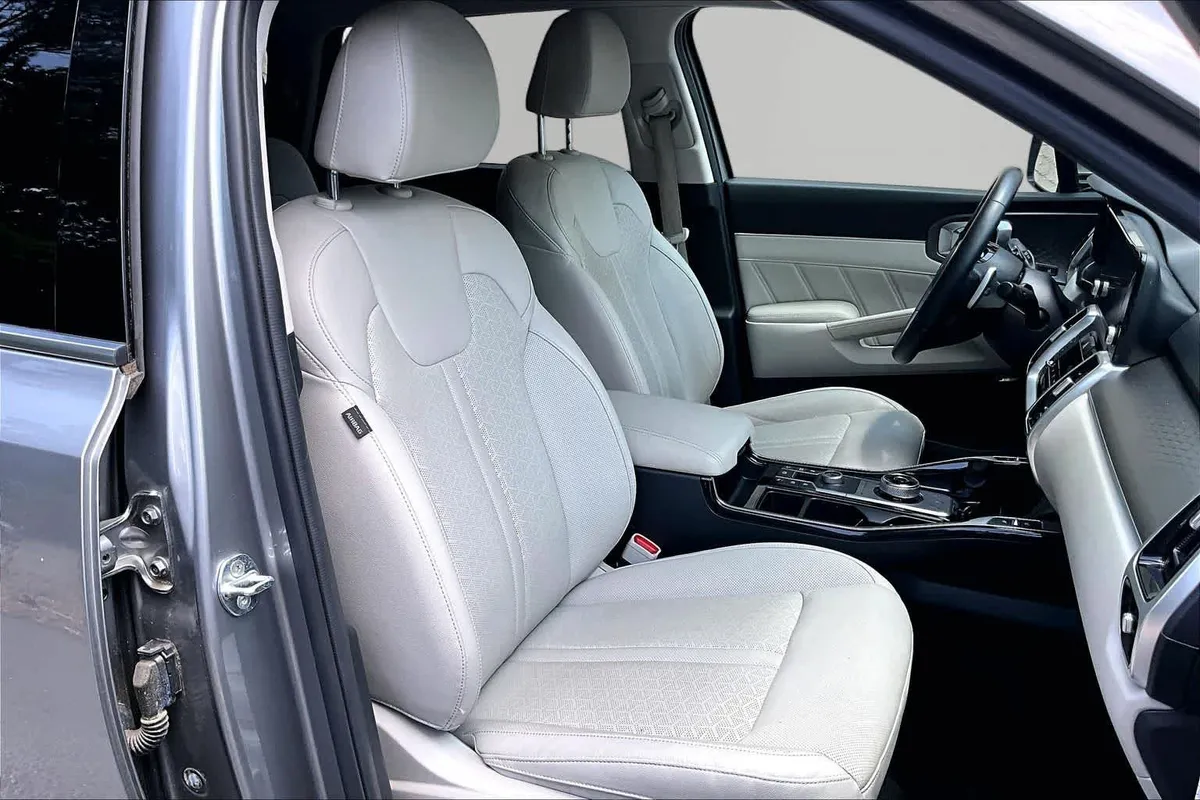 2022 Kia Sorento Plug-In Hybrid SX Prestige thumbnail 9