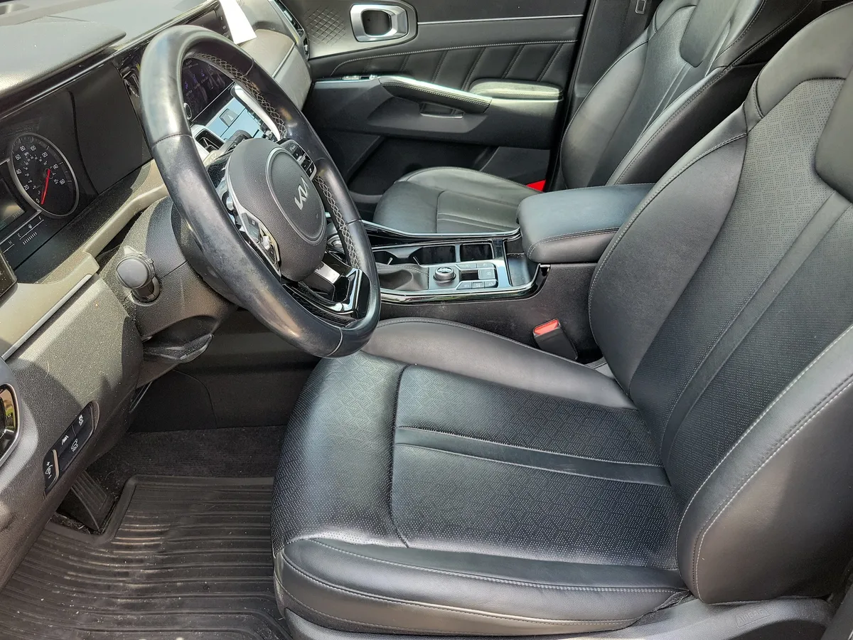 2022 Kia Sorento SX thumbnail 10