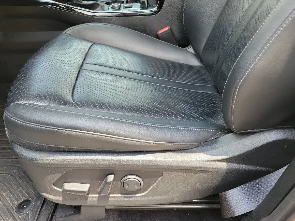 2022 Kia Sorento SX thumbnail 12