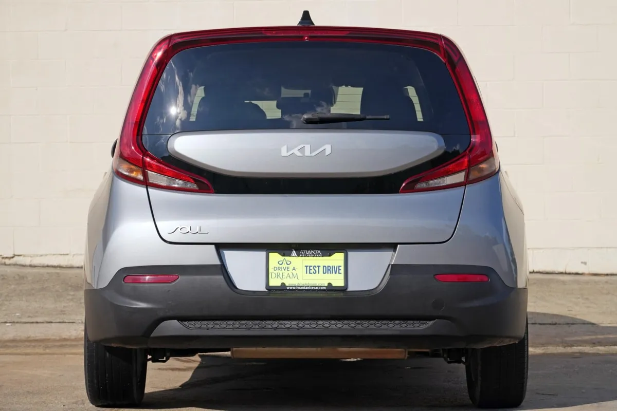 2022 Kia Soul LX w/ Technology Package thumbnail 10