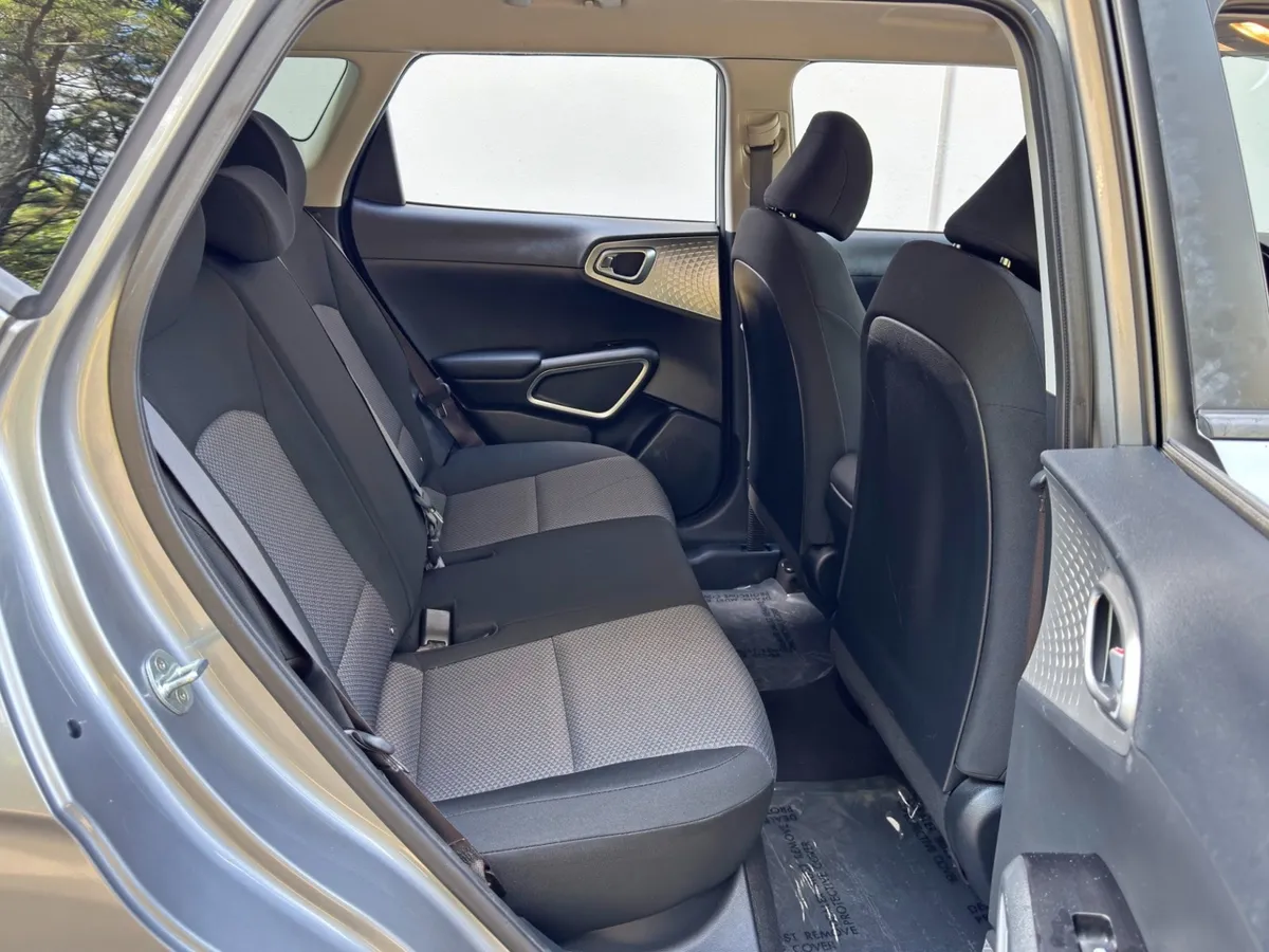 2022 Kia Soul LX w/ Technology Package thumbnail 32