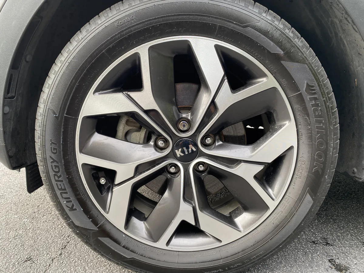 2022 Kia Sportage EX thumbnail 42
