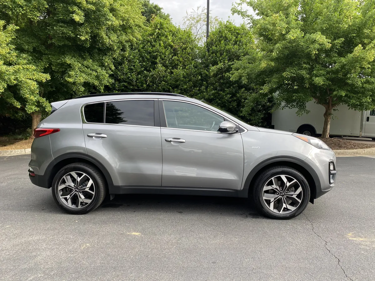 2022 Kia Sportage EX thumbnail 9