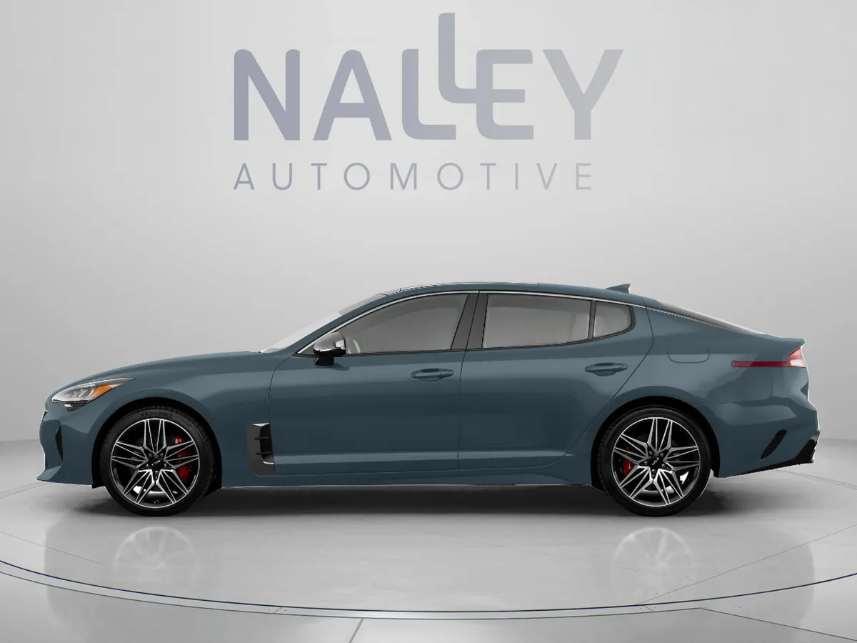 2022 Kia Stinger GT-Line thumbnail 2