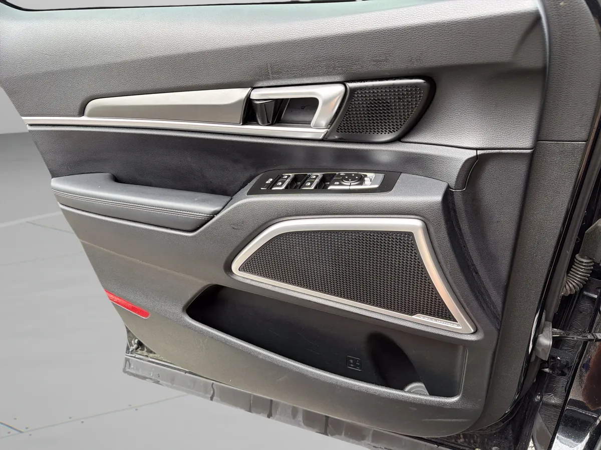 2022 Kia Telluride LX thumbnail 17