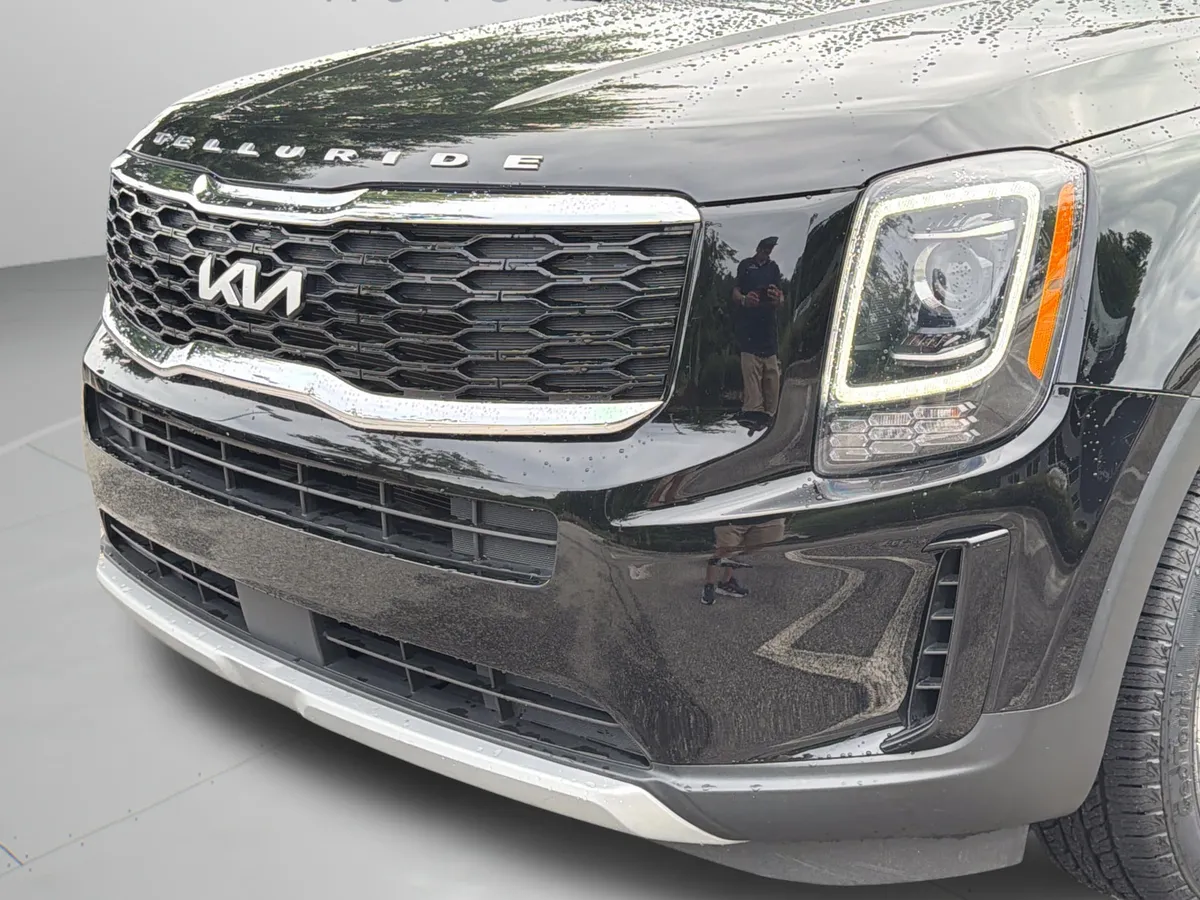 2022 Kia Telluride LX thumbnail 31
