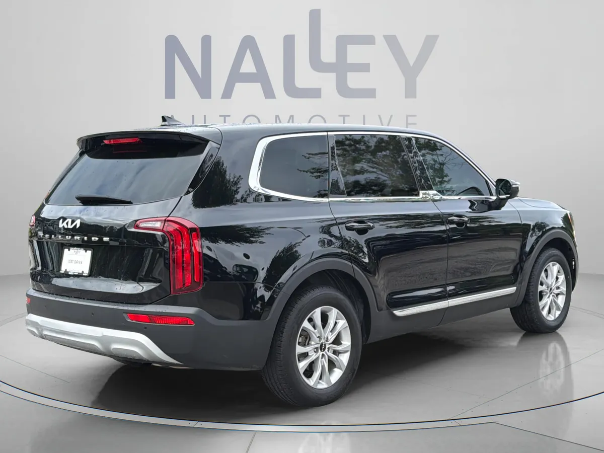 2022 Kia Telluride LX thumbnail 6