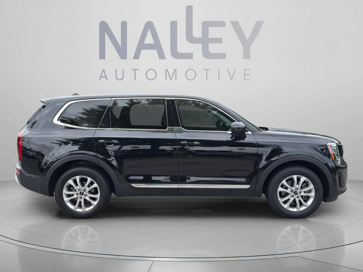 2022 Kia Telluride LX thumbnail 7