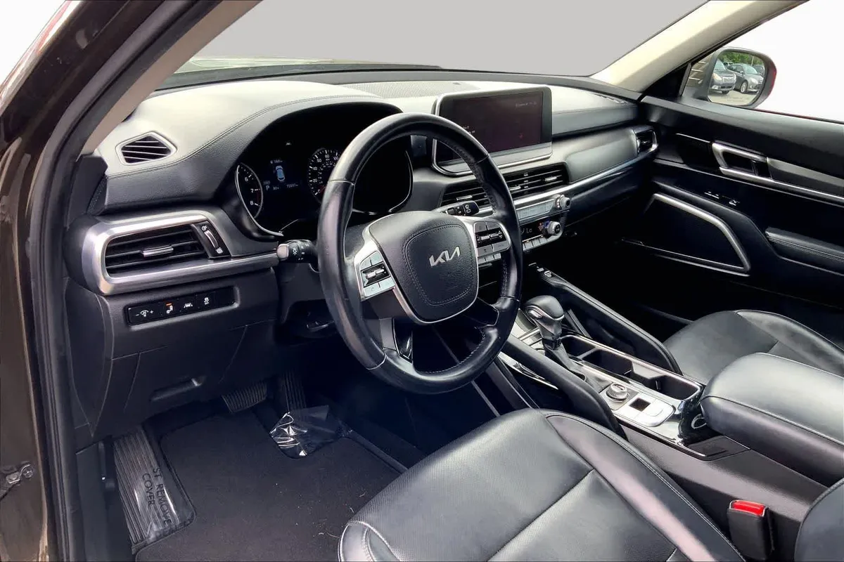 2022 Kia Telluride S thumbnail 17