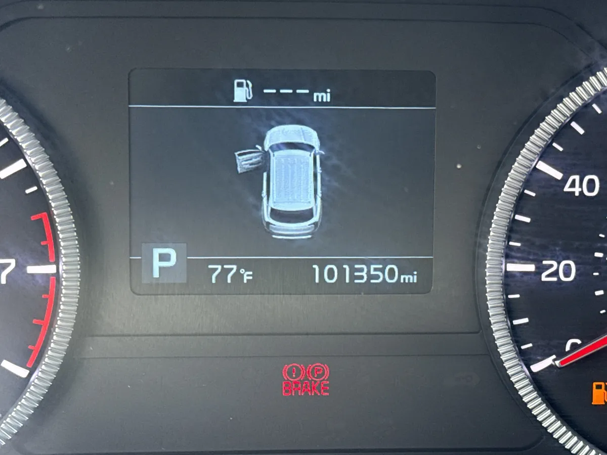 2022 Kia Telluride S thumbnail 22