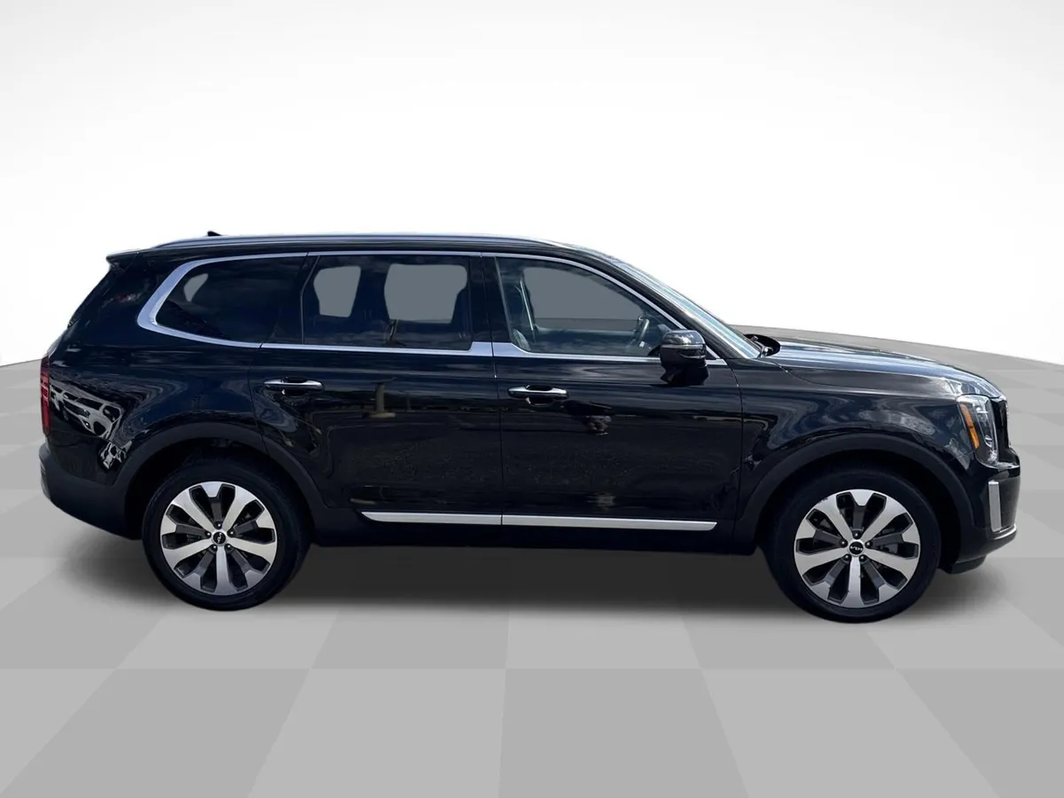 2022 Kia Telluride S thumbnail 4