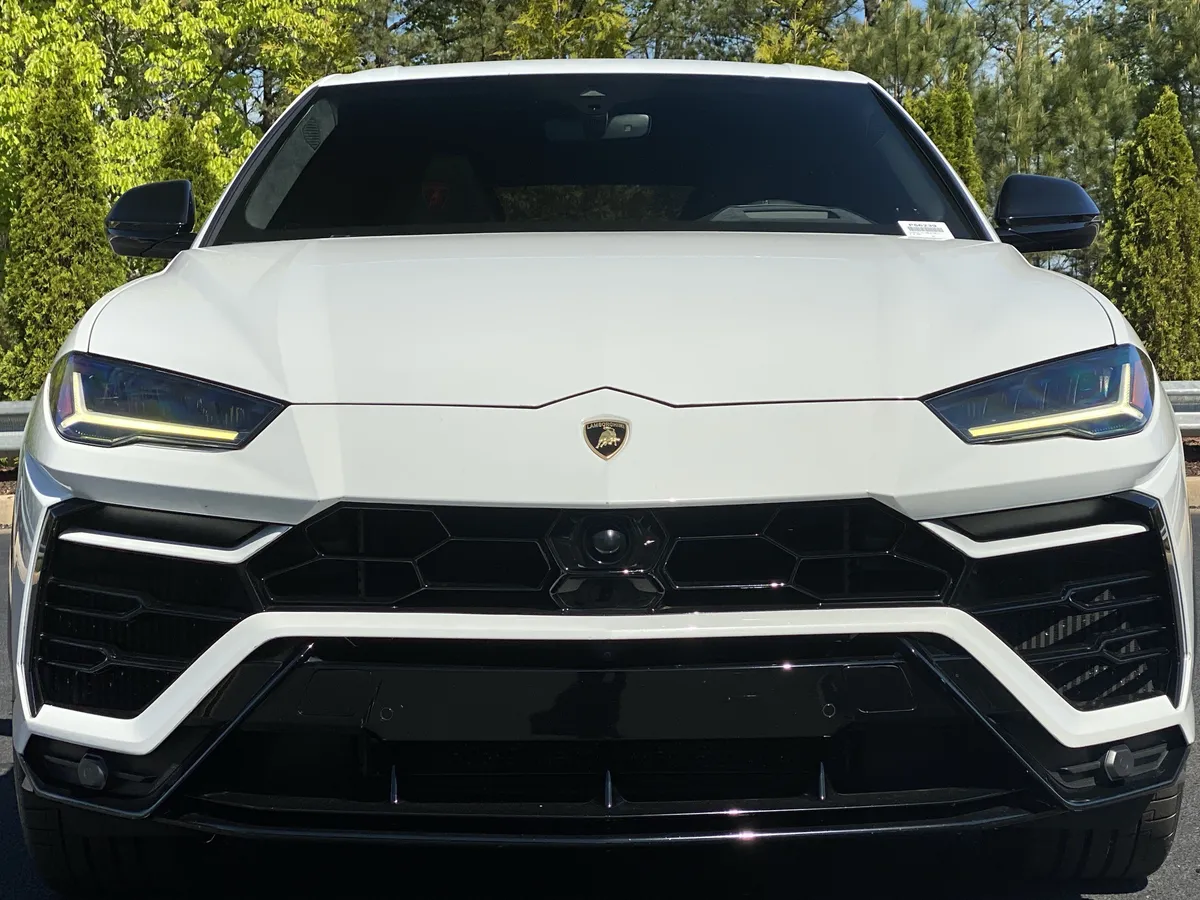 2022 Lamborghini Urus thumbnail 19