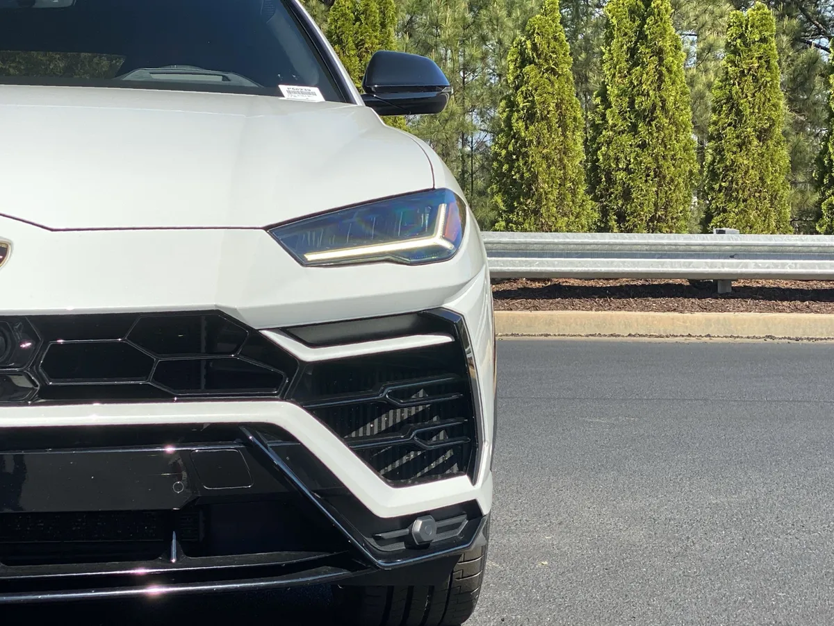 2022 Lamborghini Urus thumbnail 20