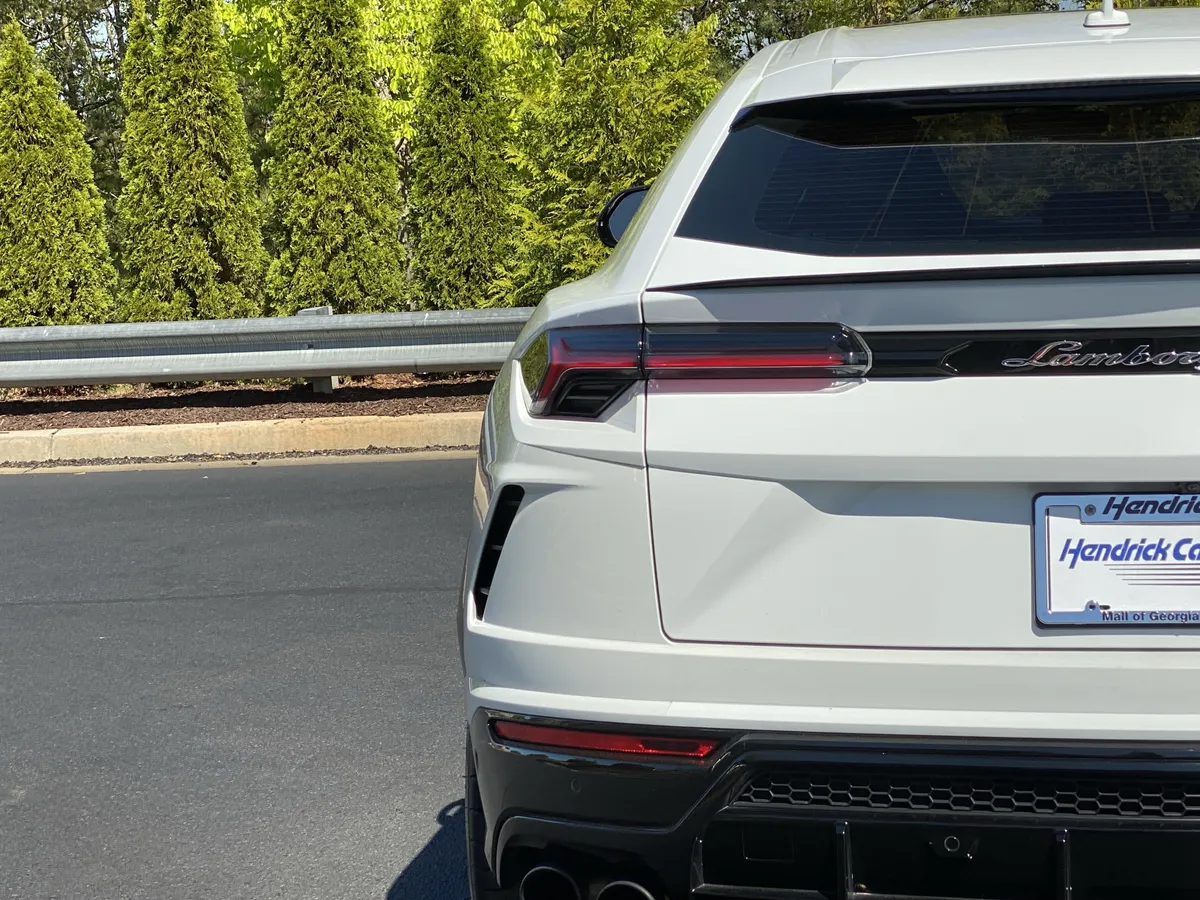 2022 Lamborghini Urus thumbnail 21