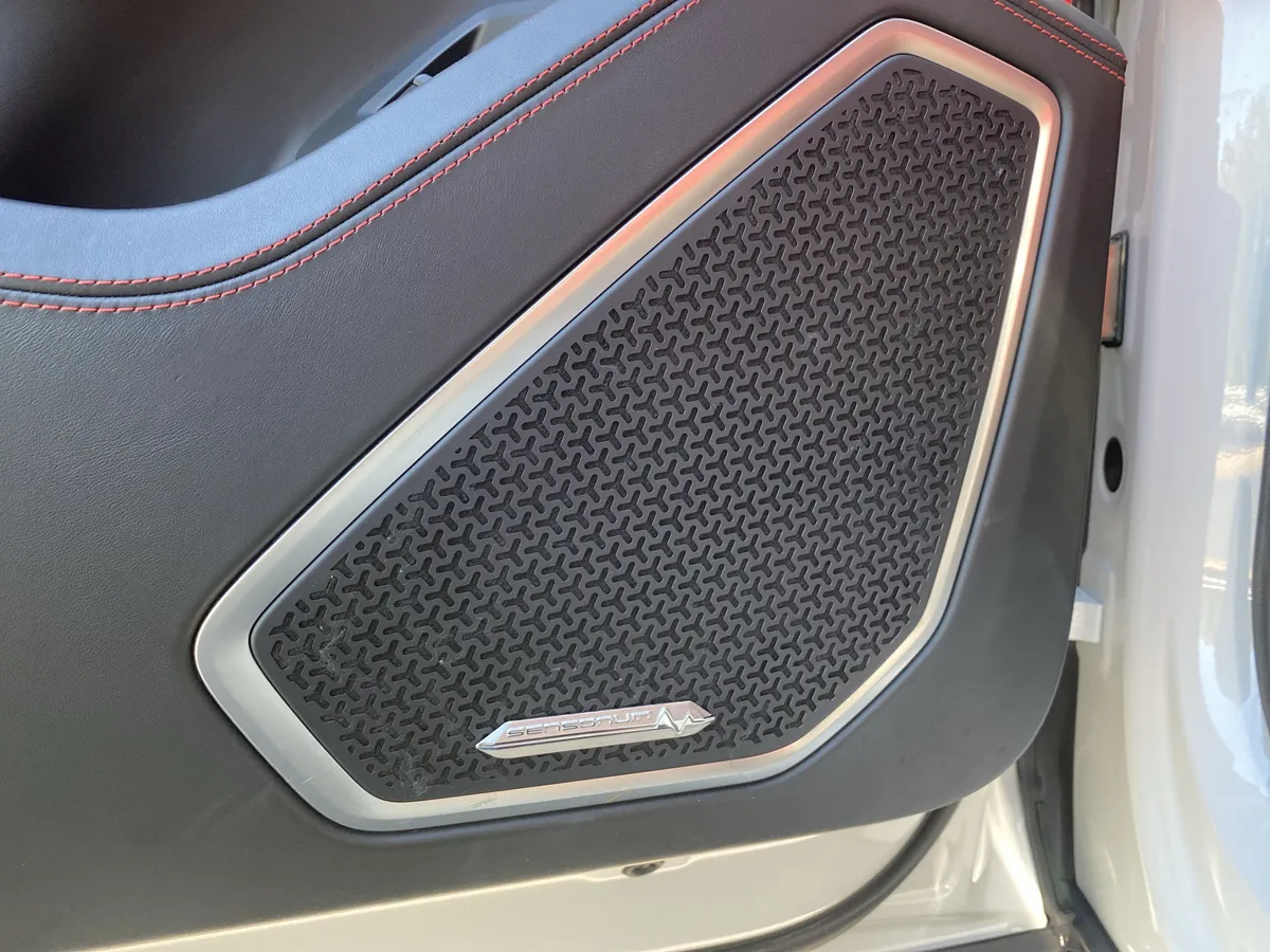 2022 Lamborghini Urus thumbnail 28