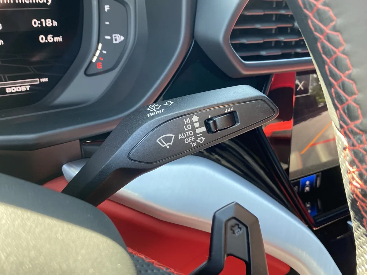 2022 Lamborghini Urus thumbnail 34