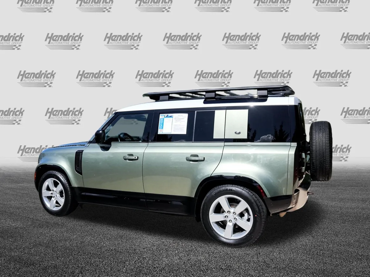 2022 Land Rover Defender S thumbnail 6