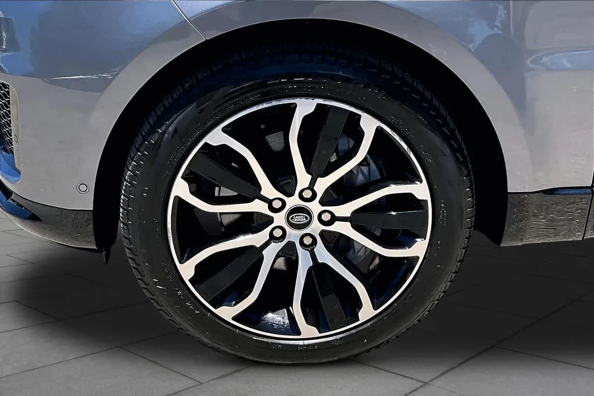 2022 Land Rover Range Rover Sport HSE Silver Edition thumbnail 11