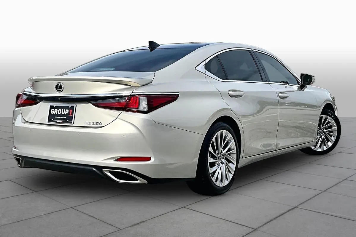2022 Lexus ES 350 Ultra Luxury thumbnail 13