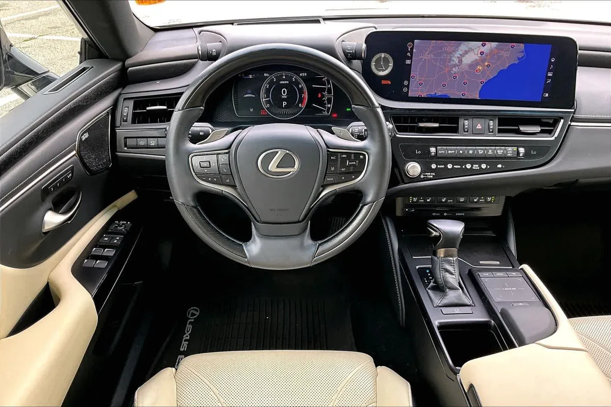2022 Lexus ES 350 Ultra Luxury thumbnail 6