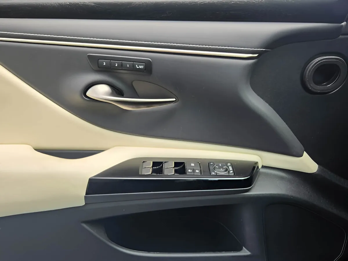 2022 LEXUS ES ES 350 thumbnail 29