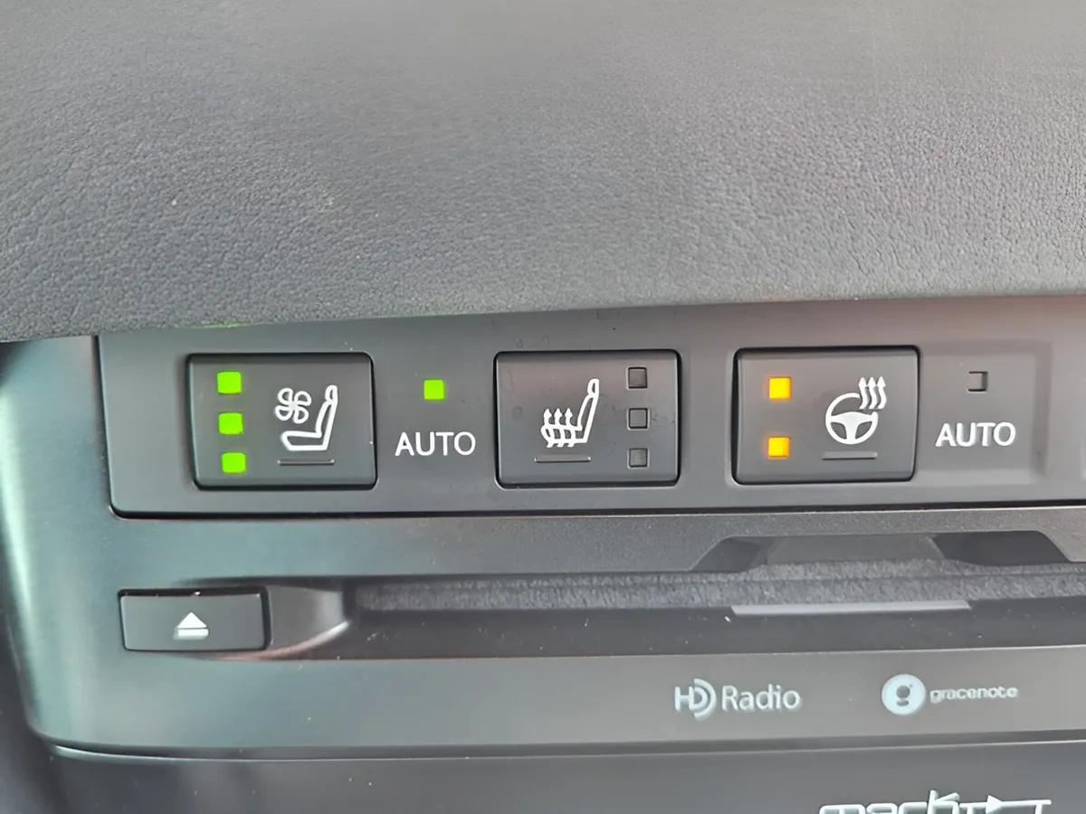 2022 LEXUS ES ES 350 Ultra Luxury thumbnail 16
