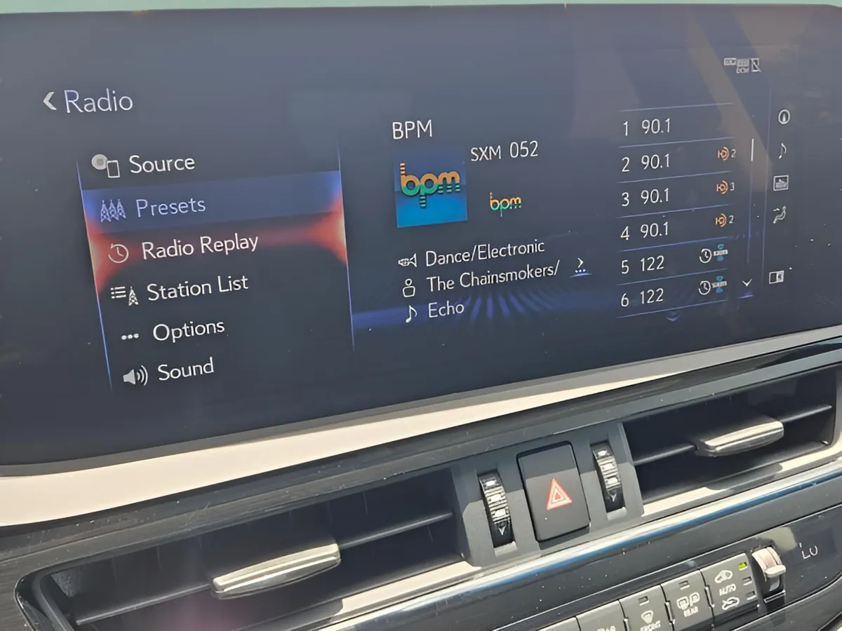 2022 LEXUS ES ES 350 Ultra Luxury thumbnail 23
