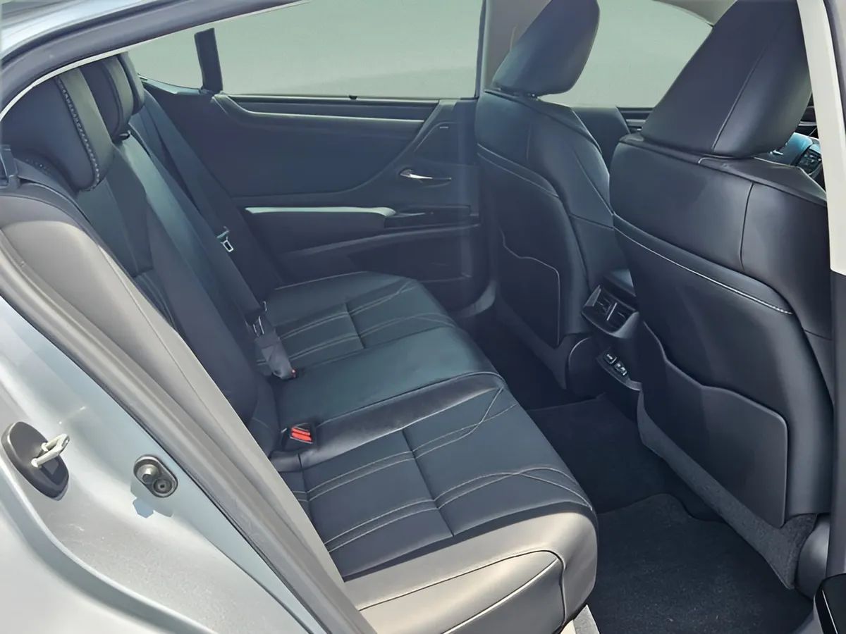 2022 LEXUS ES ES 350 Ultra Luxury thumbnail 29
