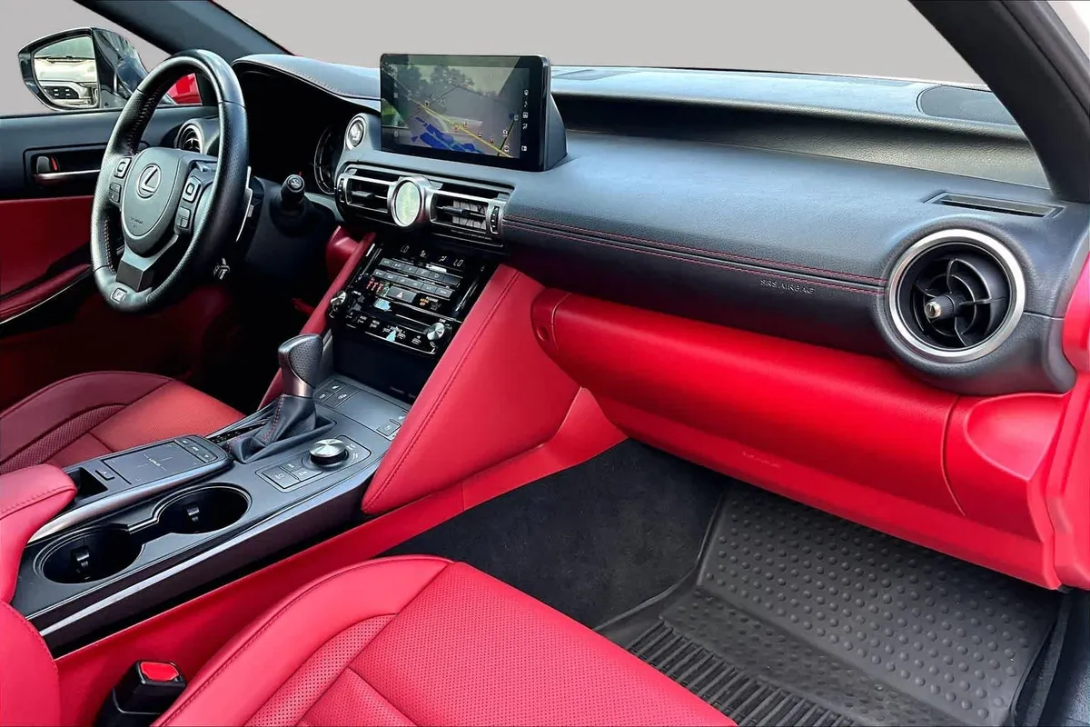 2022 Lexus IS 350 F SPORT thumbnail 19