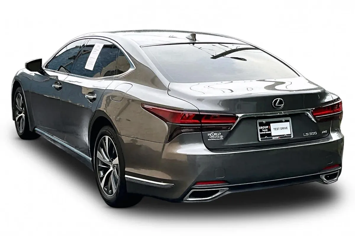 2022 Lexus LS 500 thumbnail 12