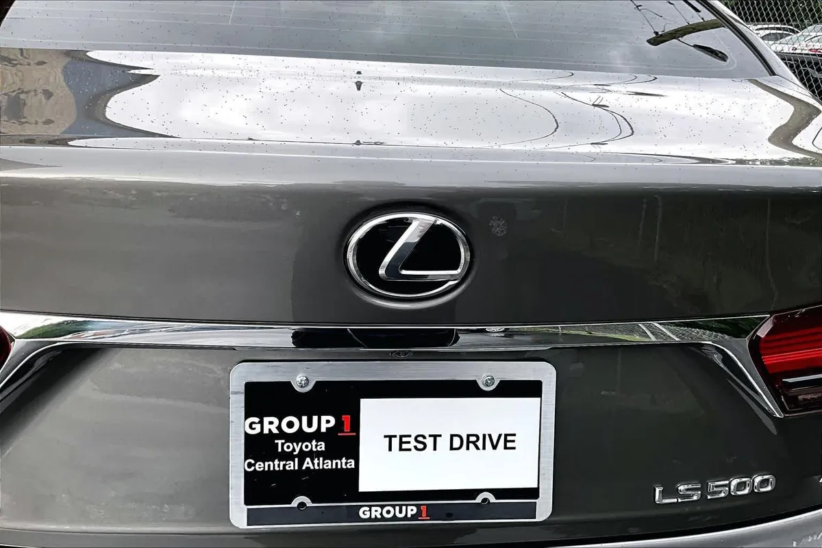 2022 Lexus LS 500 thumbnail 31