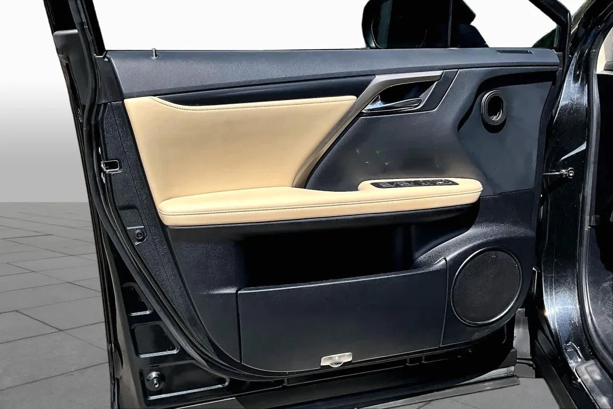 2022 Lexus RX 350 thumbnail 26