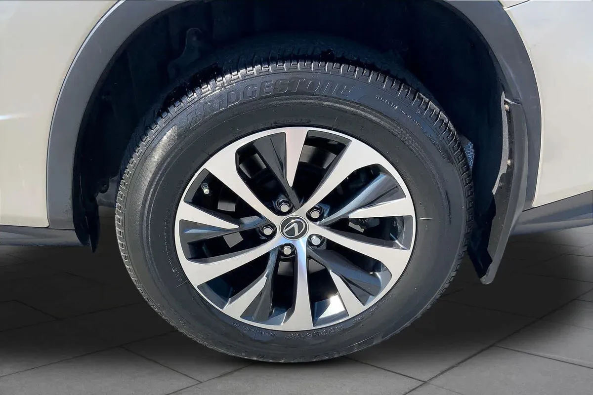 2022 Lexus RX 350 thumbnail 10