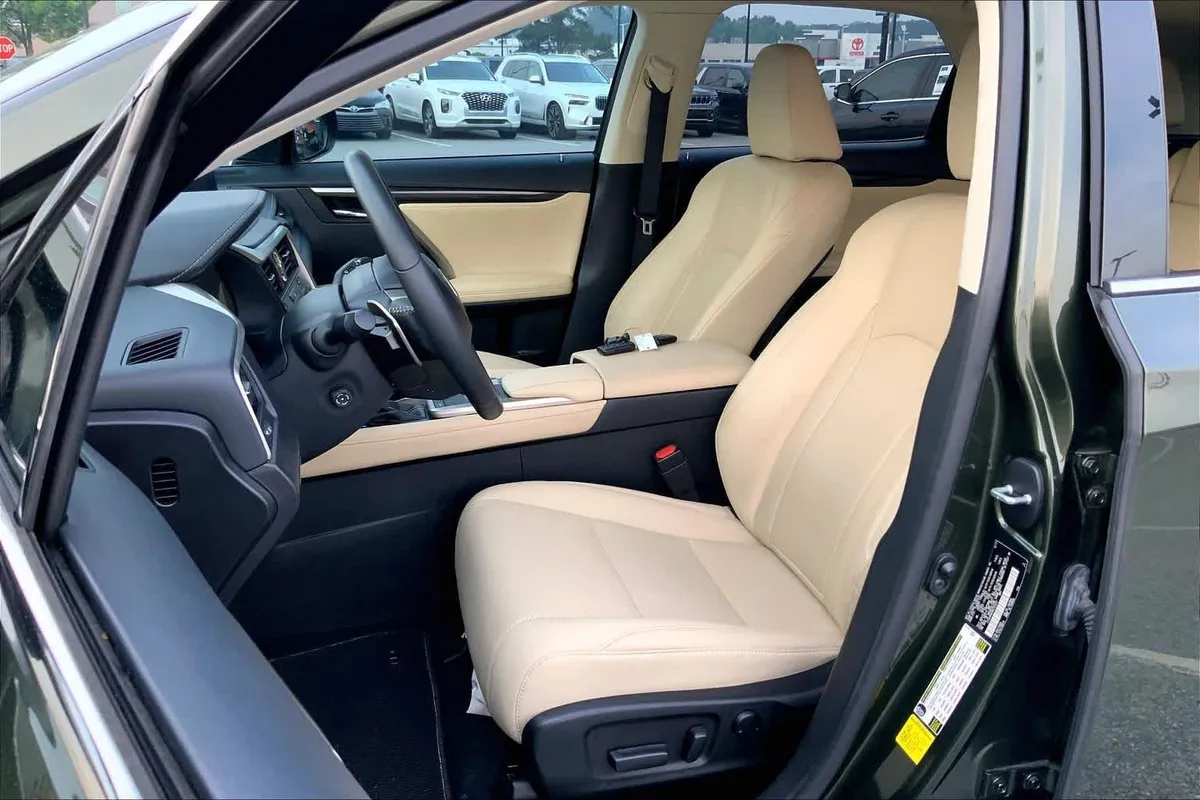 2022 Lexus RX 350 thumbnail 11