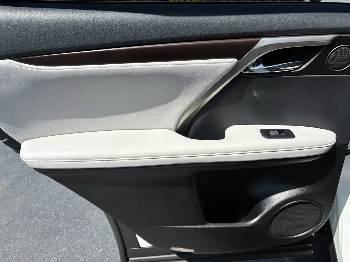 2022 Lexus RX RX 350 thumbnail 15
