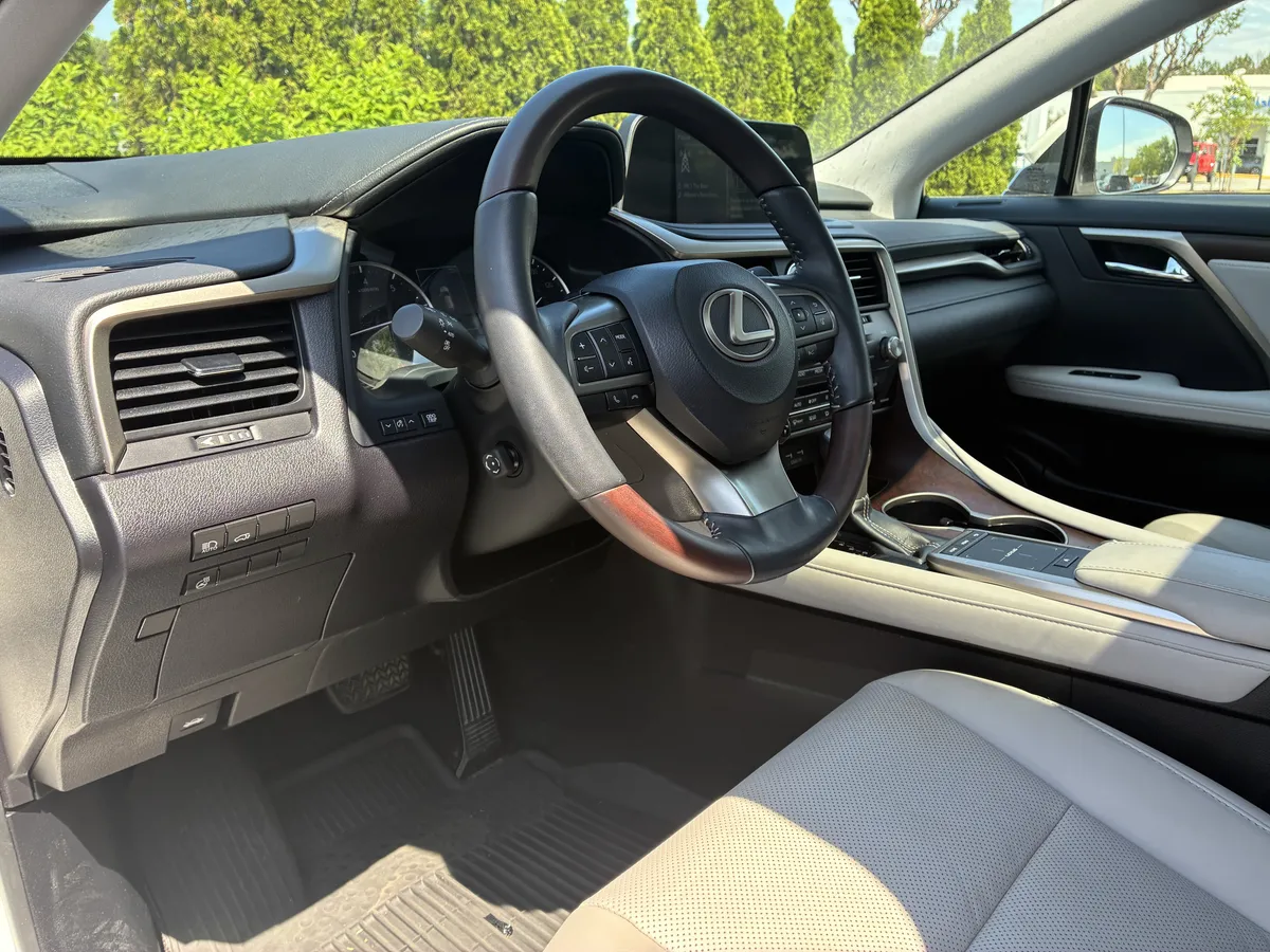 2022 Lexus RX RX 350 thumbnail 21
