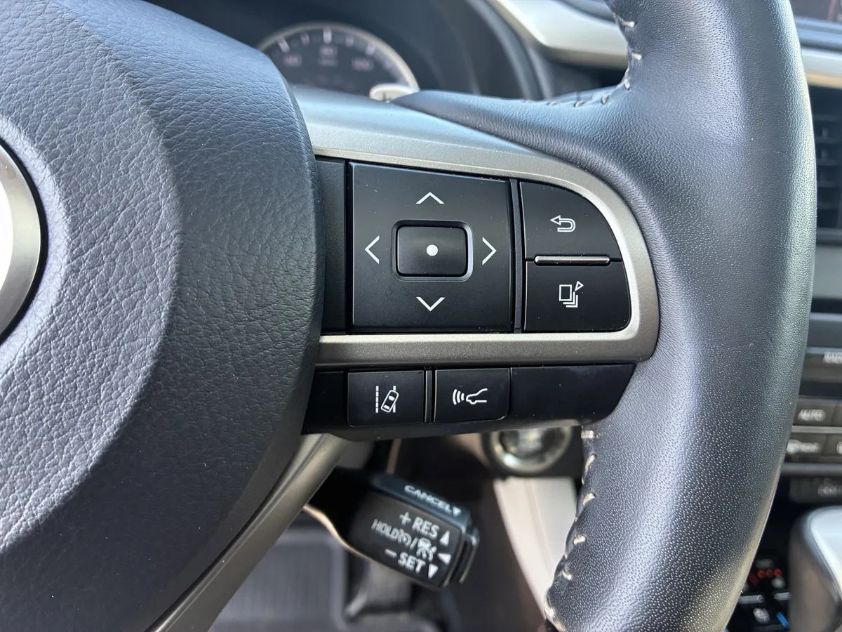 2022 Lexus RX RX 350 thumbnail 28