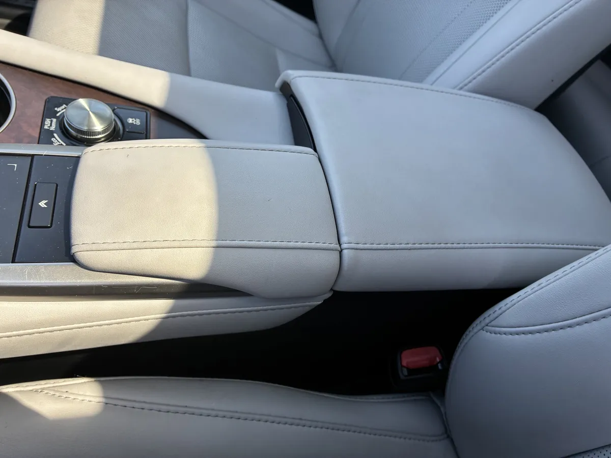 2022 Lexus RX RX 350 thumbnail 34