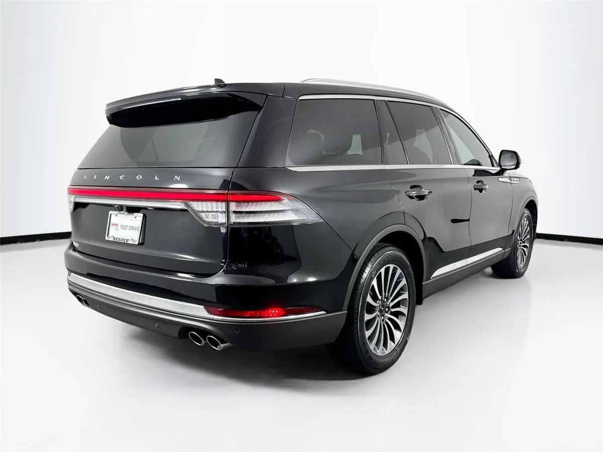 2022 Lincoln Aviator Reserve thumbnail 2