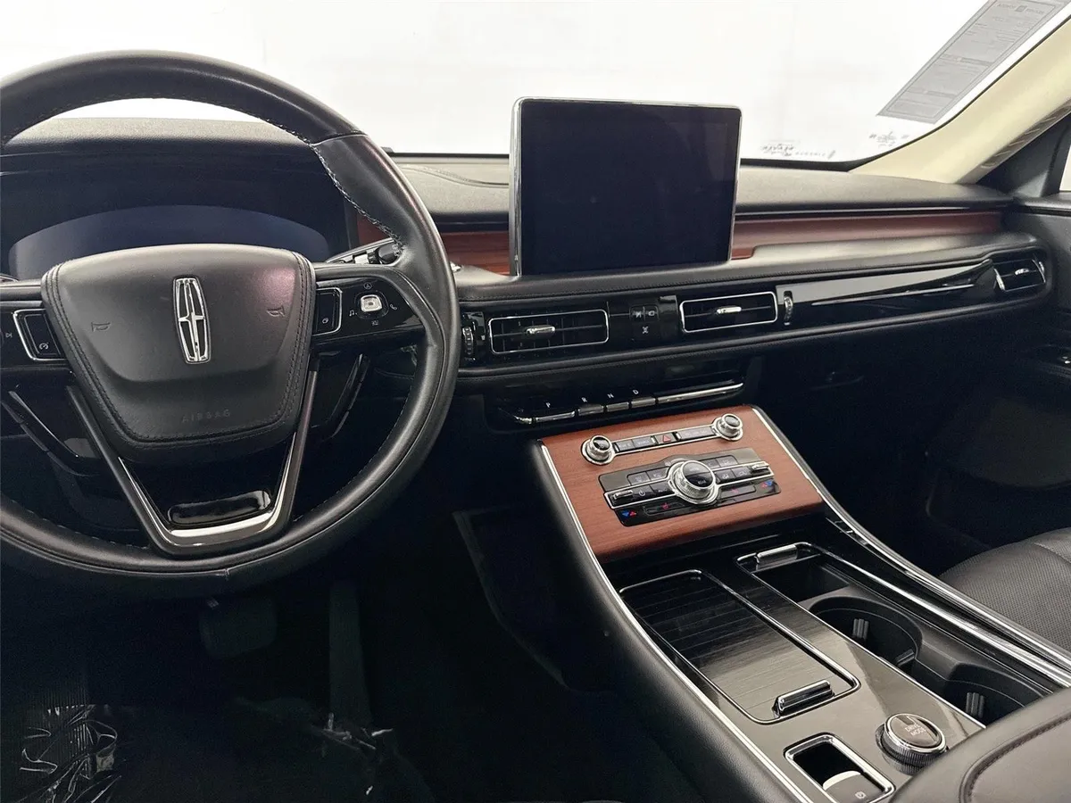 2022 Lincoln Aviator Reserve thumbnail 33
