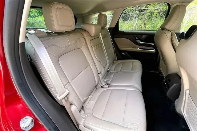 2022 Lincoln Corsair Standard thumbnail 20