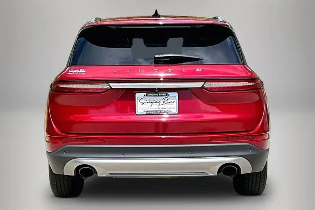 2022 Lincoln Corsair Standard thumbnail 6